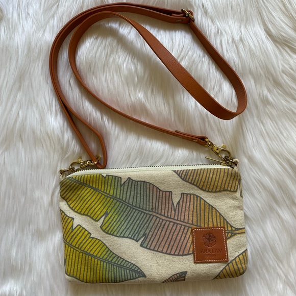 Jana Lam Mini Slim Zipper Crossbody - Picture 1 of 5